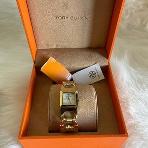 Tory Burch Women’s double T-link gold tone stainless steel bracelet watch 22mm